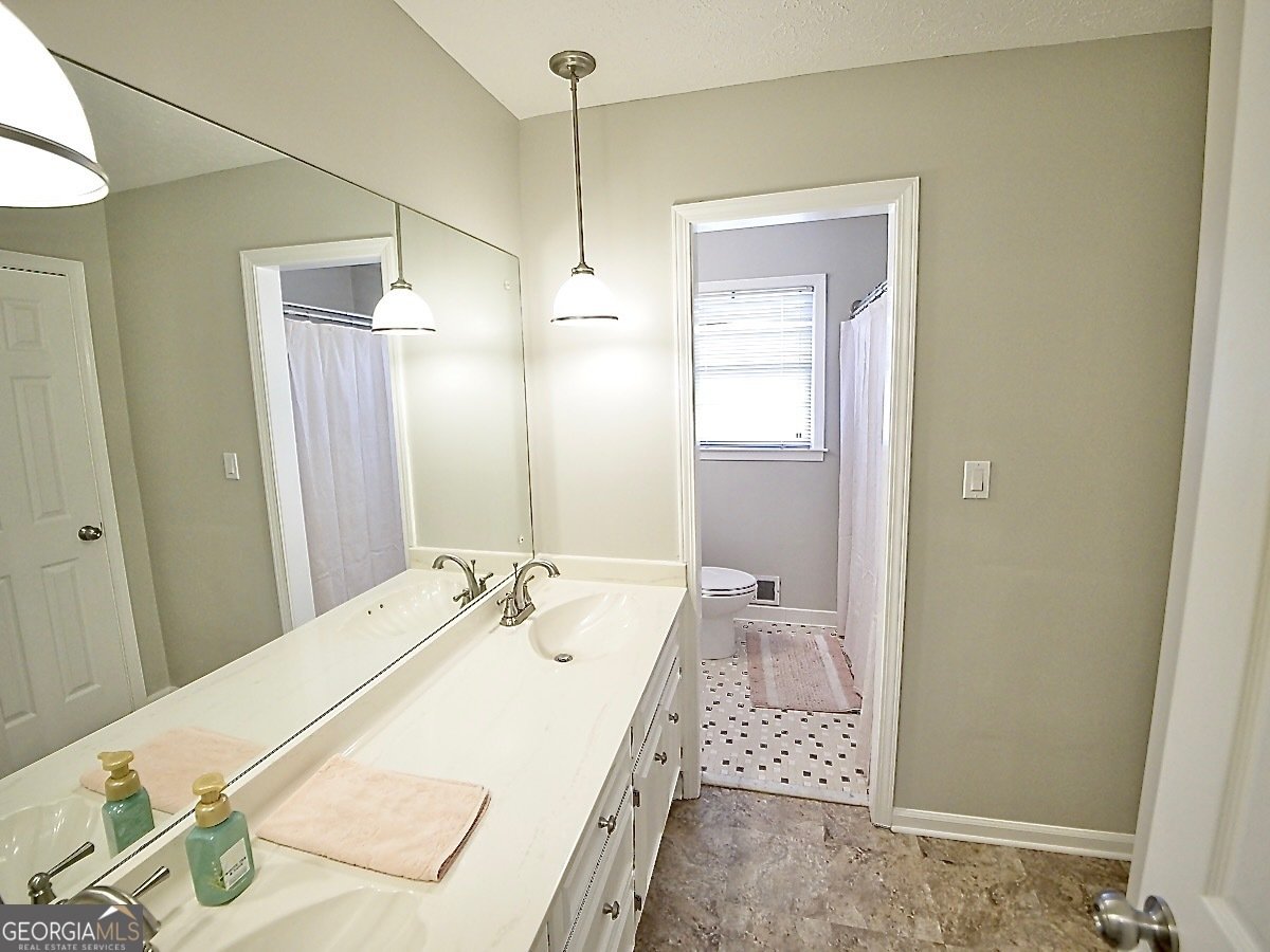 3607 Rainbow Circle Snellville - 17