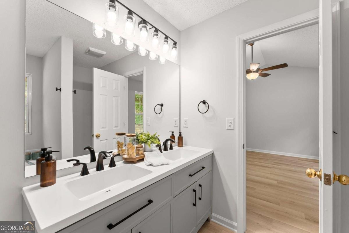 1031 Rolling Ridge Lane Auburn - 24