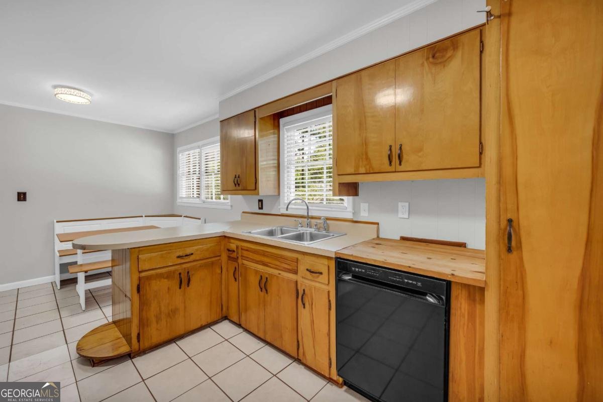 180 SOULE Street Athens - 11