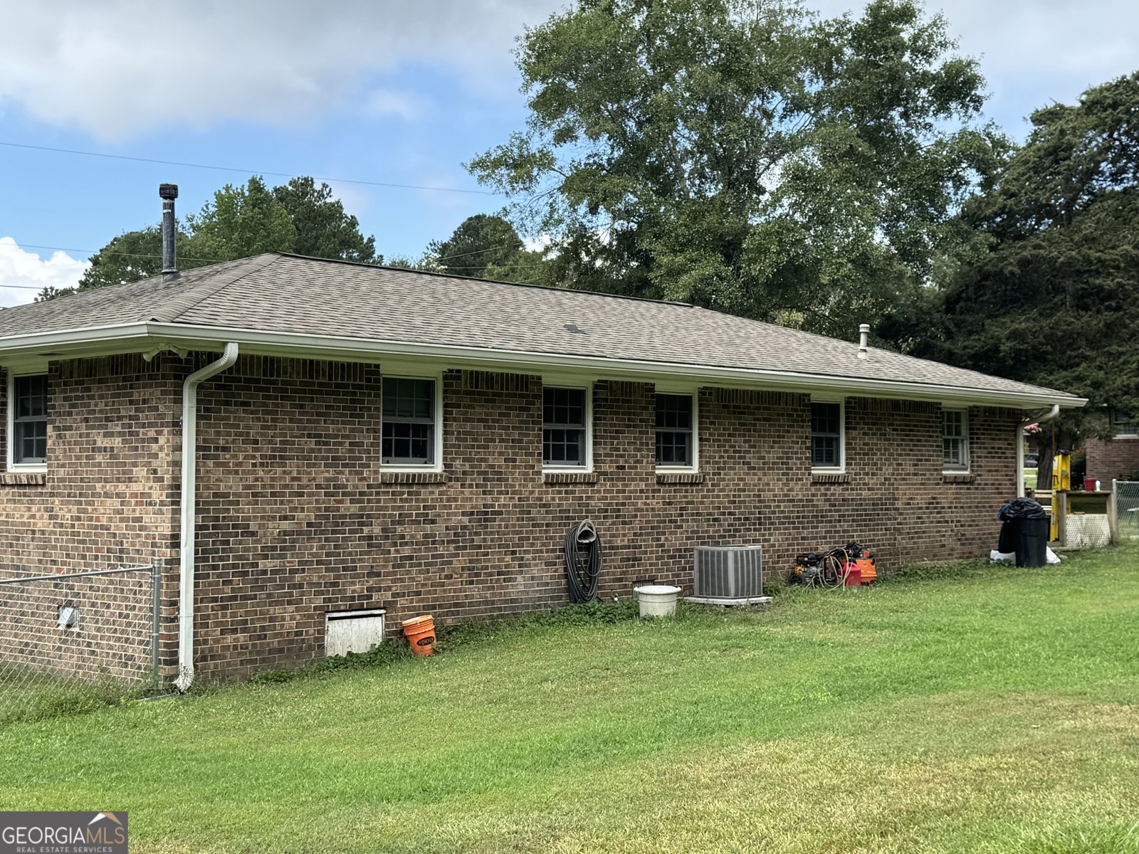 265 Carole Drive Oxford - 2