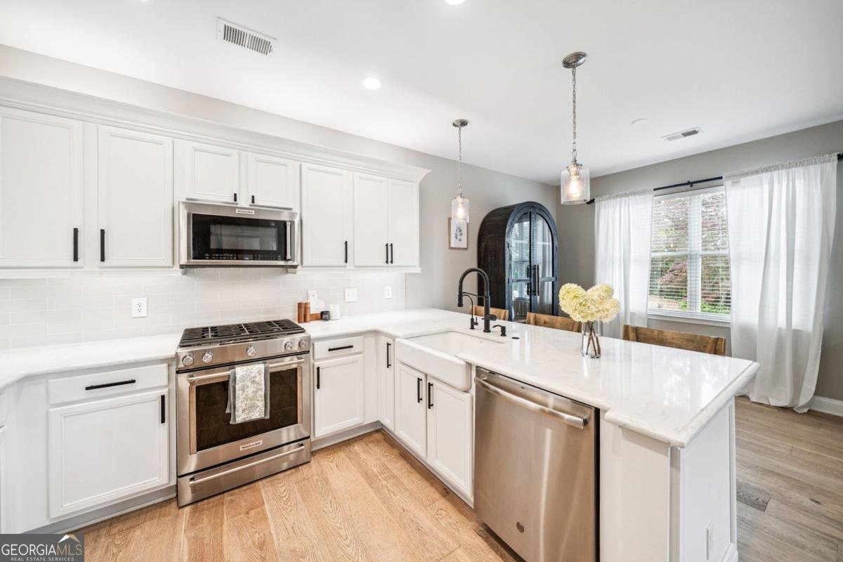 117 Camdyn Circle Woodstock - 14