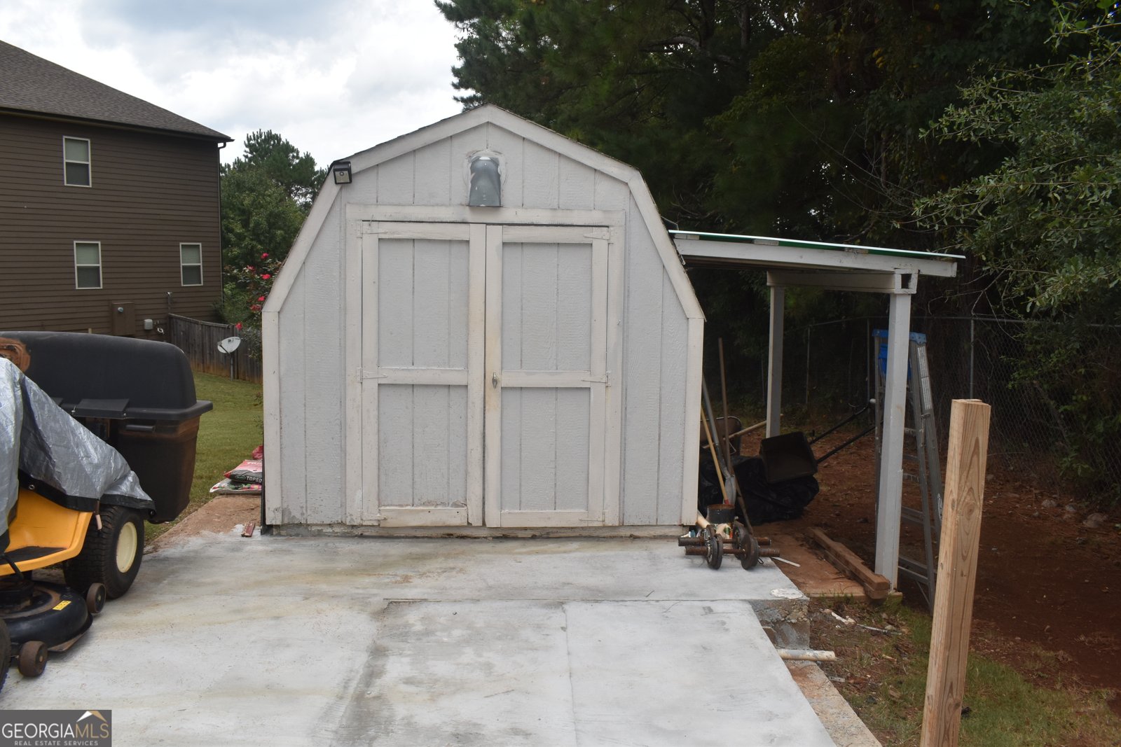 3853 Locksley Trail Douglasville - 33