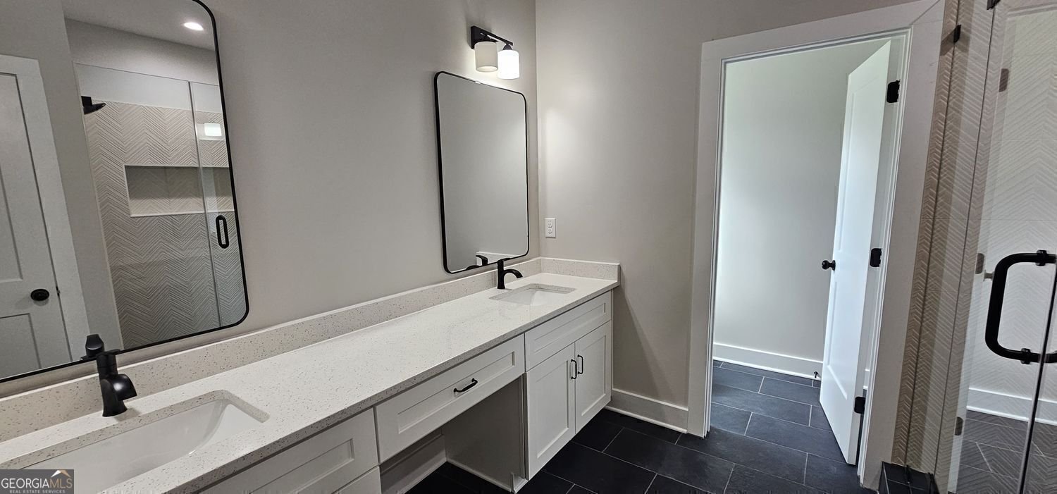 2996 Langley Road Loganville - 43