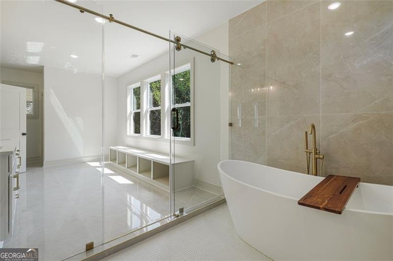 418 Beachwood Drive Cornelia - 40