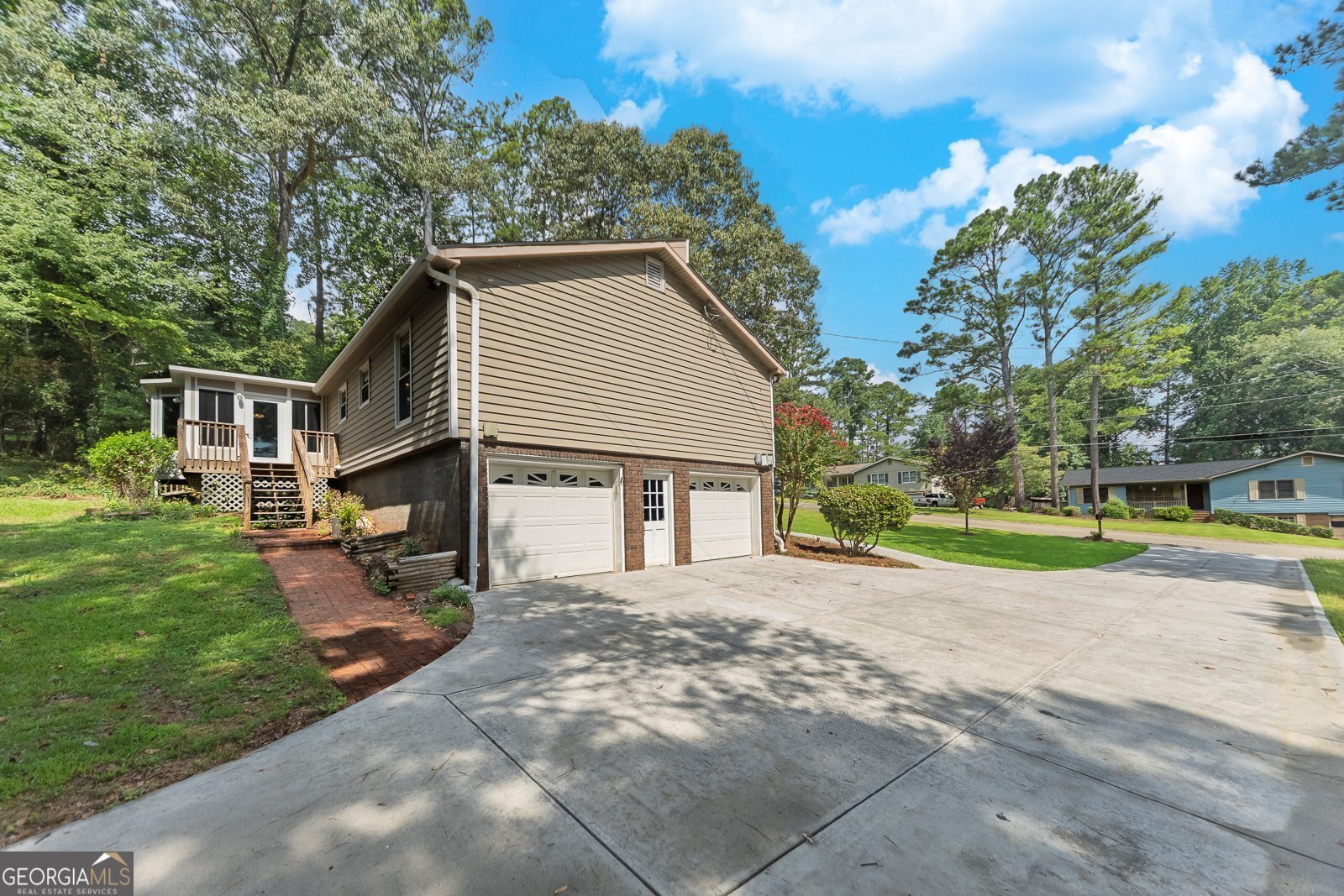 307 Summer Court Woodstock - 3