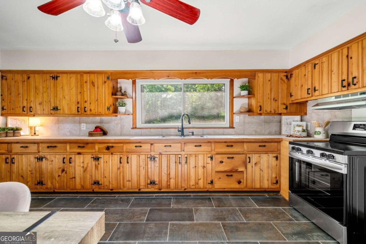 474 Upper Burris Road Canton - 17