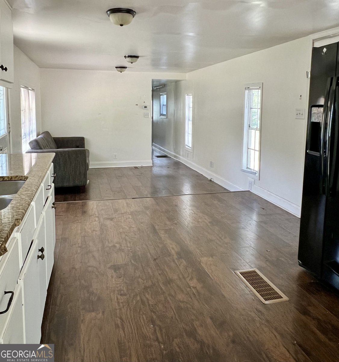4570 Hwy 106 Hull - 9