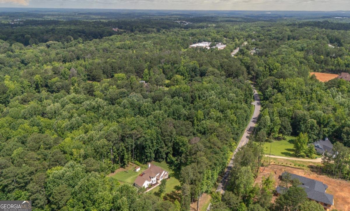 6945 JOHN RIVERS Road Fairburn - 6