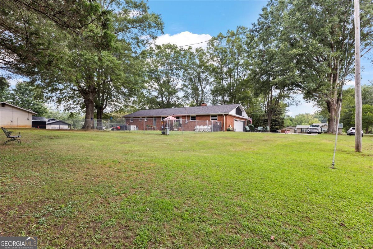 1186 Reed Road Lafayette - 33