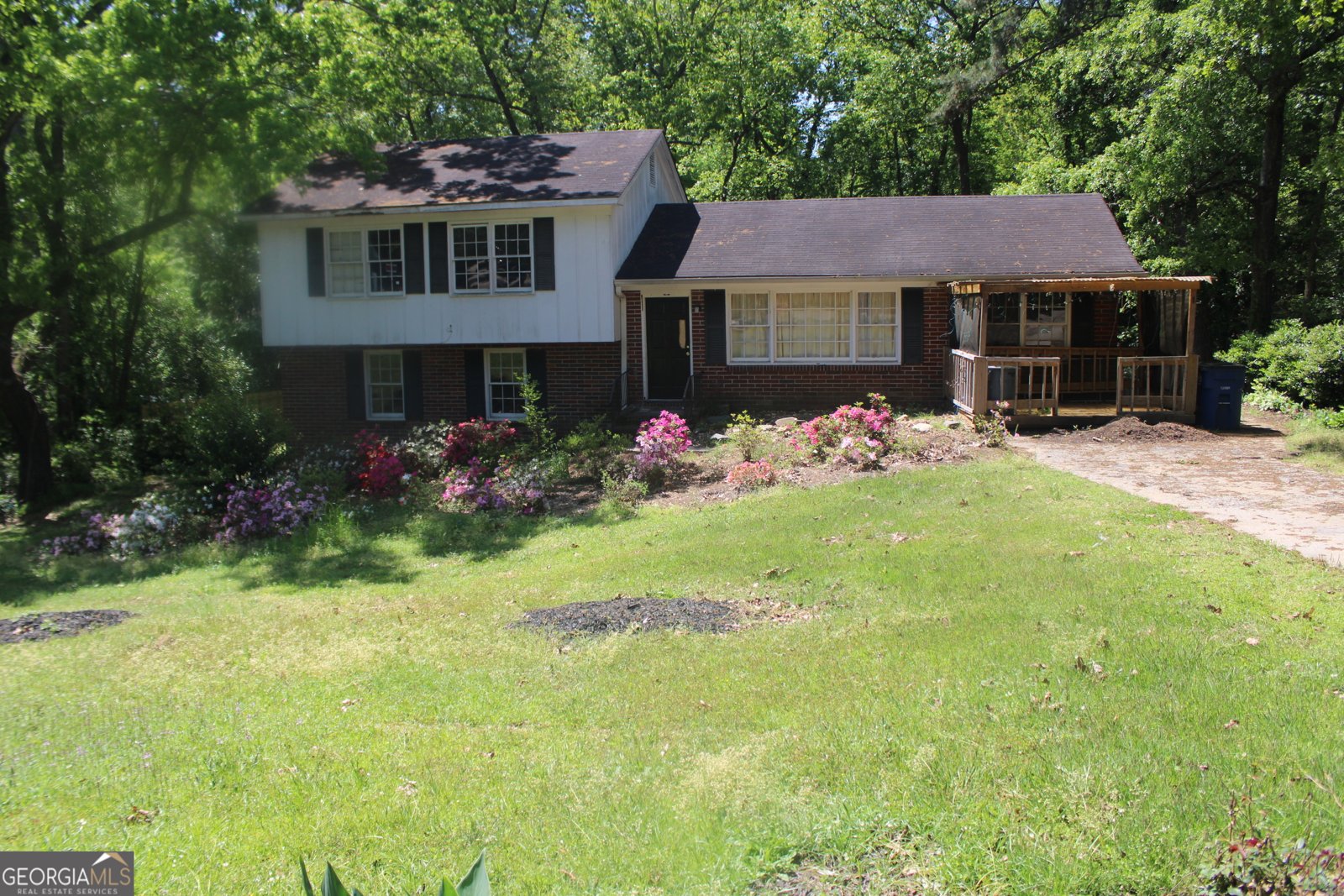 2916 Southshore Drive Macon - 1