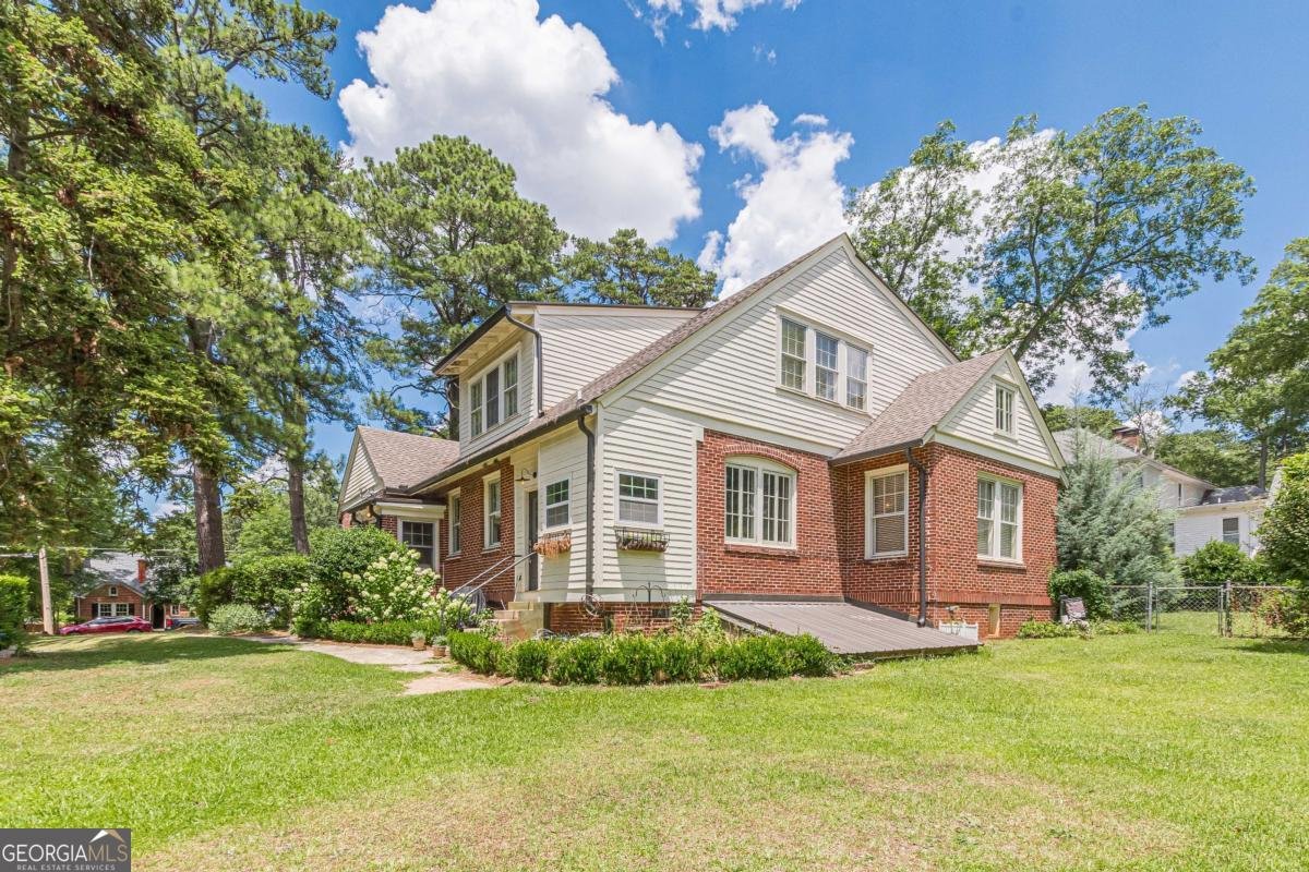 1878 Cambridge Avenue College Park - 77