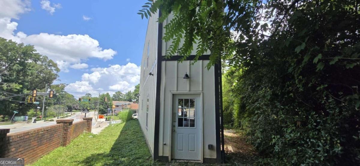 125 Laurel Avenue Atlanta - 3