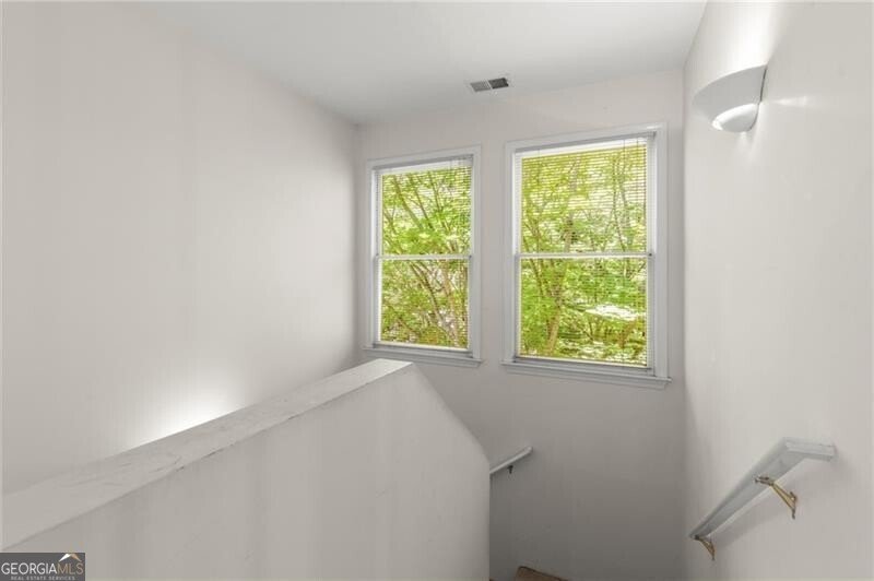 1773 Huntingford Drive Marietta - 44