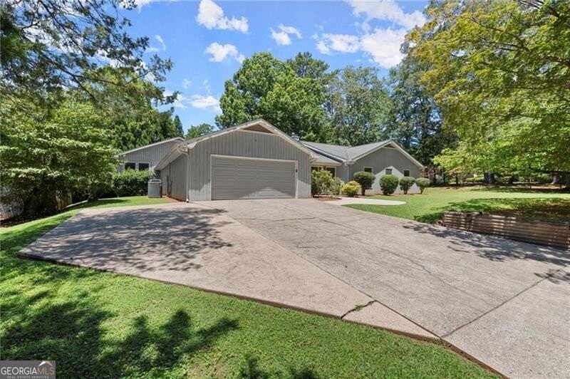 1773 Huntingford Drive Marietta - 54