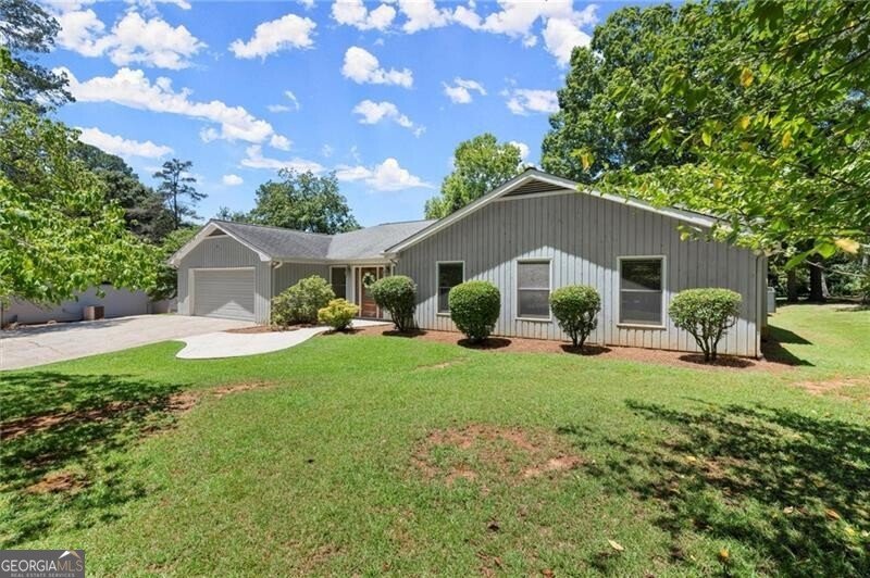 1773 Huntingford Drive Marietta - 55