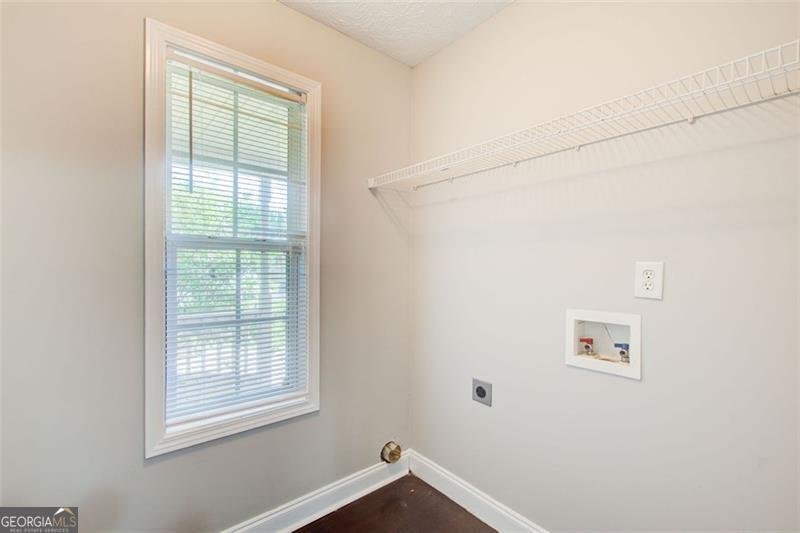 1705 Queen Victoria Court Locust Grove - 4