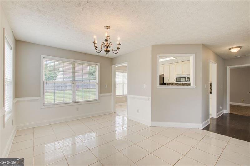 1705 Queen Victoria Court Locust Grove - 6