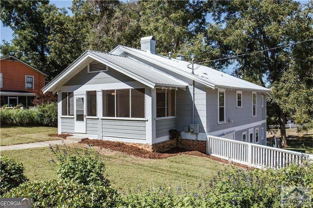 332 Carr Street Athens - 1