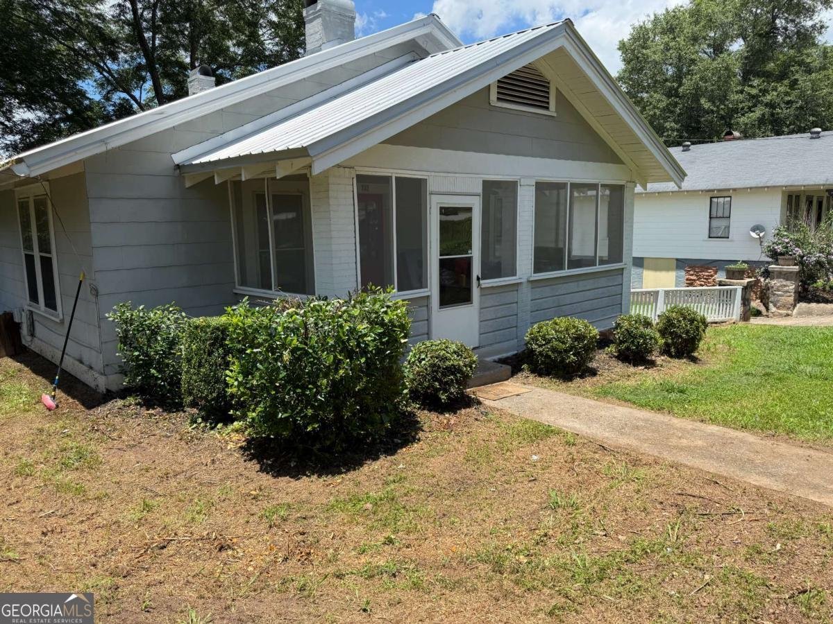 332 Carr Street Athens - 3
