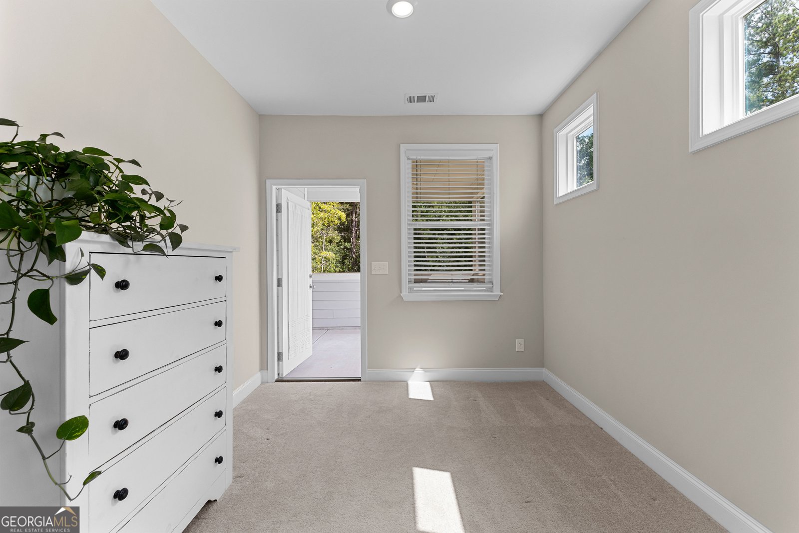 180 Plainfield Street Fayetteville - 37