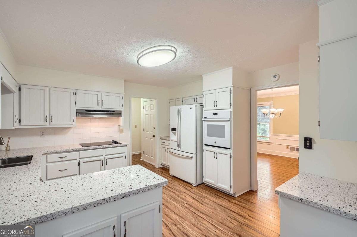 4245 Cedar Creek Trail Lilburn - 8