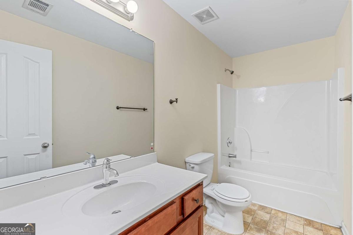 5711 Apple Grove Road Buford - 28