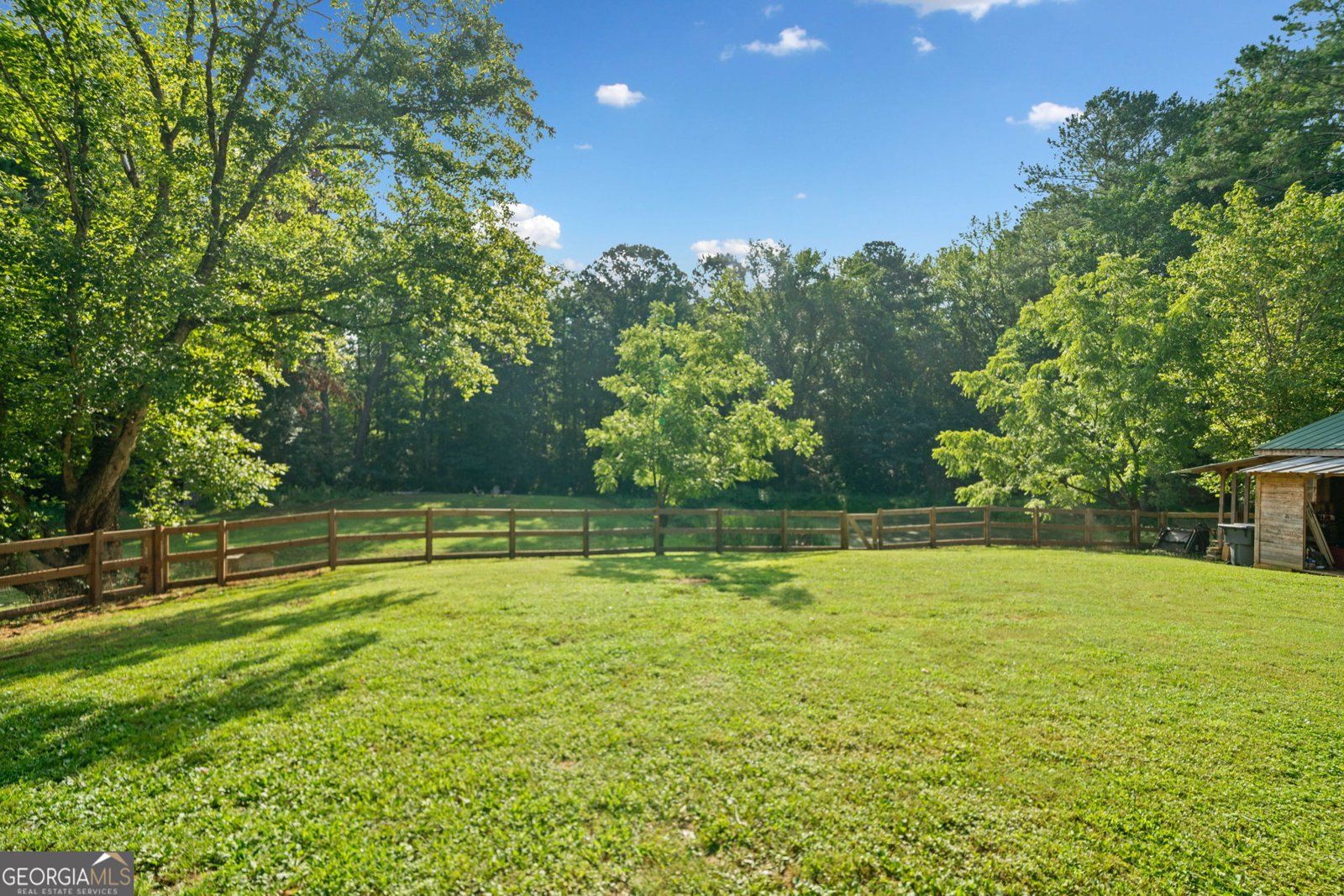508 Bells Ferry Road White - 11