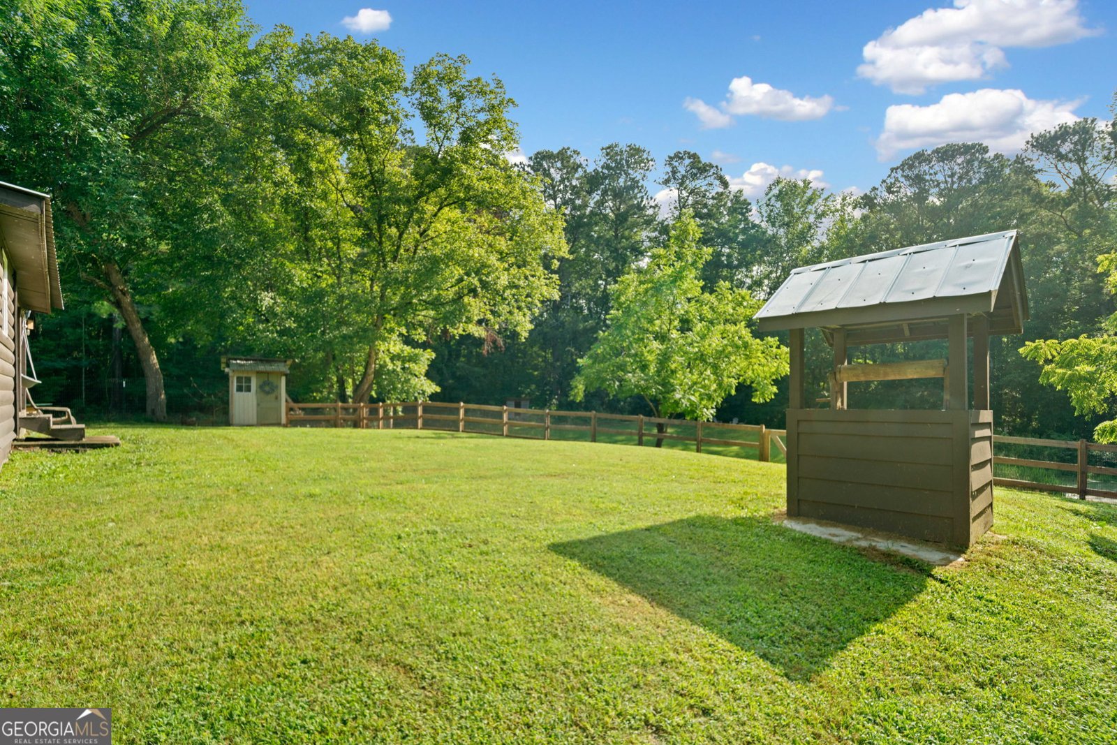 508 Bells Ferry Road White - 13