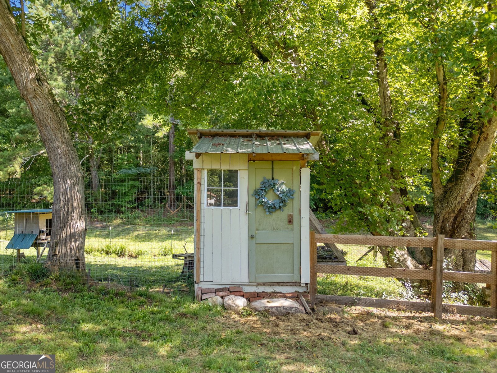 508 Bells Ferry Road White - 14