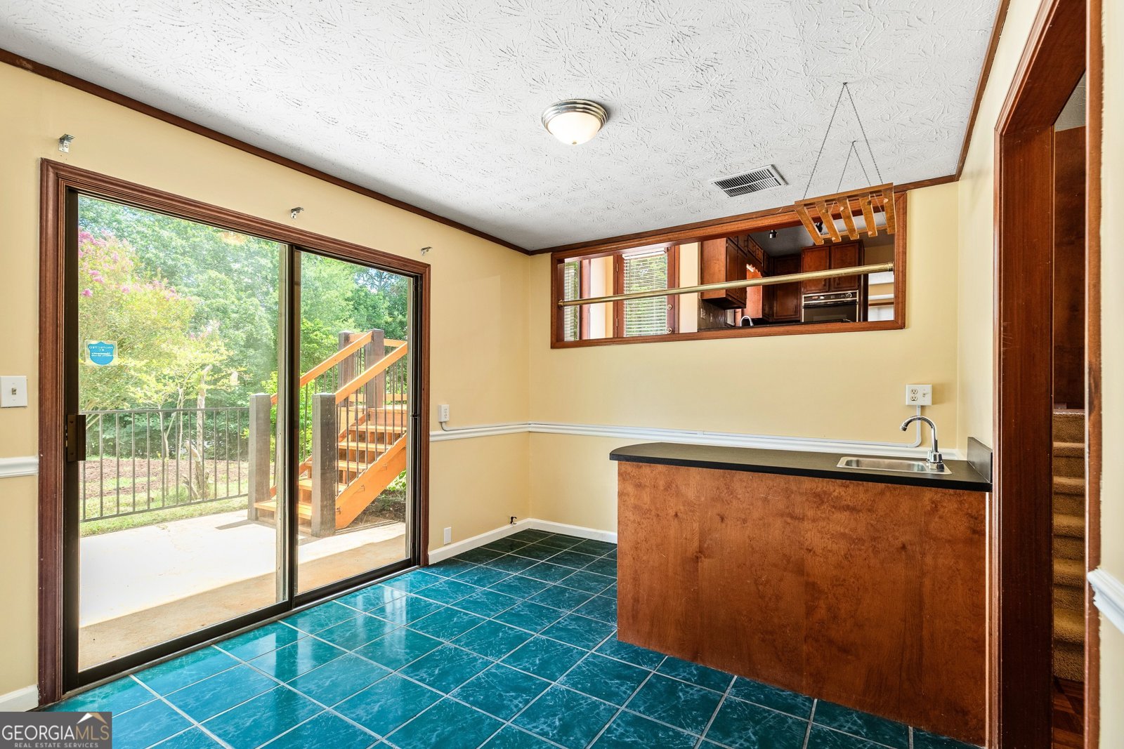 1330 Taramore Drive Suwanee - 37