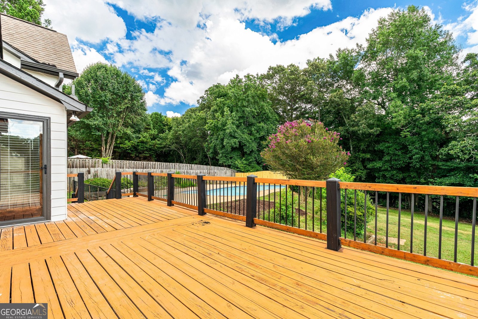 1330 Taramore Drive Suwanee - 44