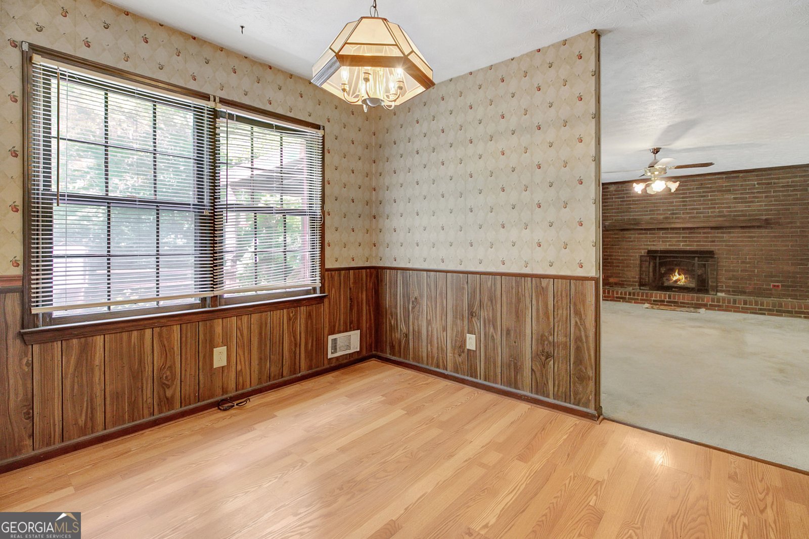 1612 Envoy Place Riverdale - 16