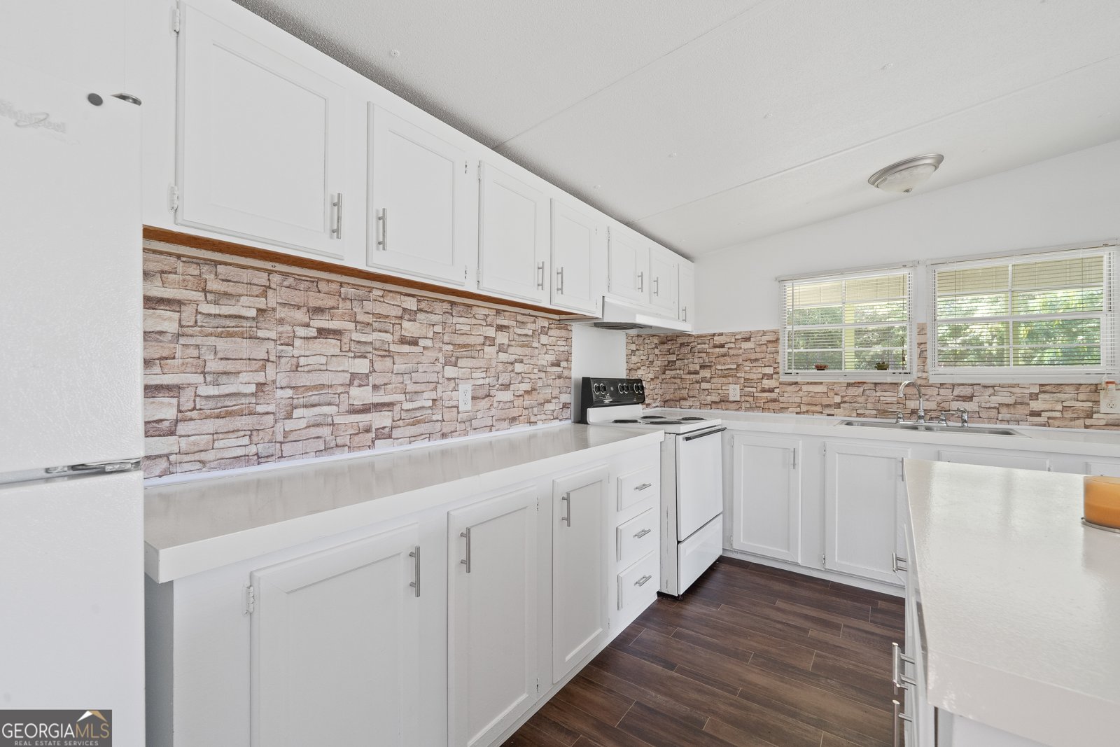 134 Lovers Lane Milledgeville - 1