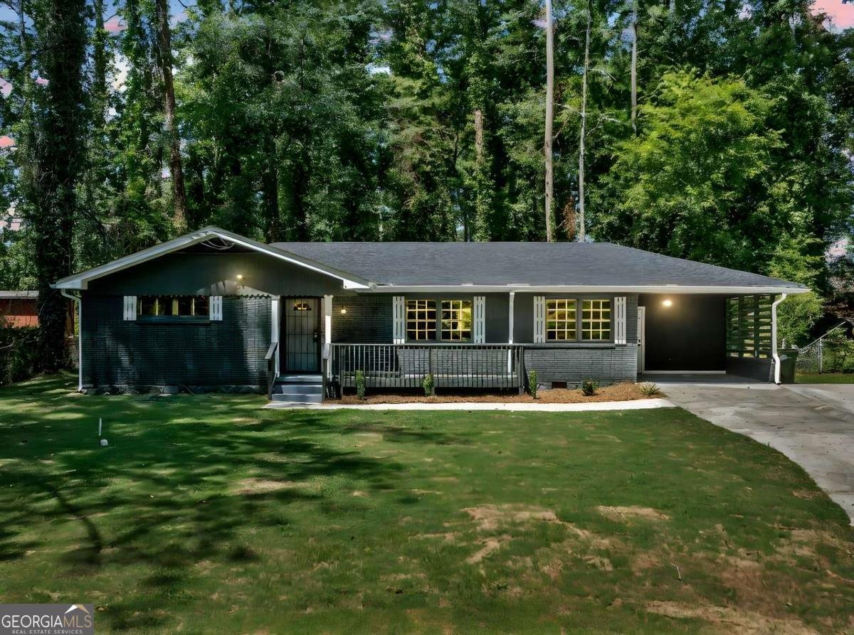 1905 Fort Valley Drive Atlanta - 2