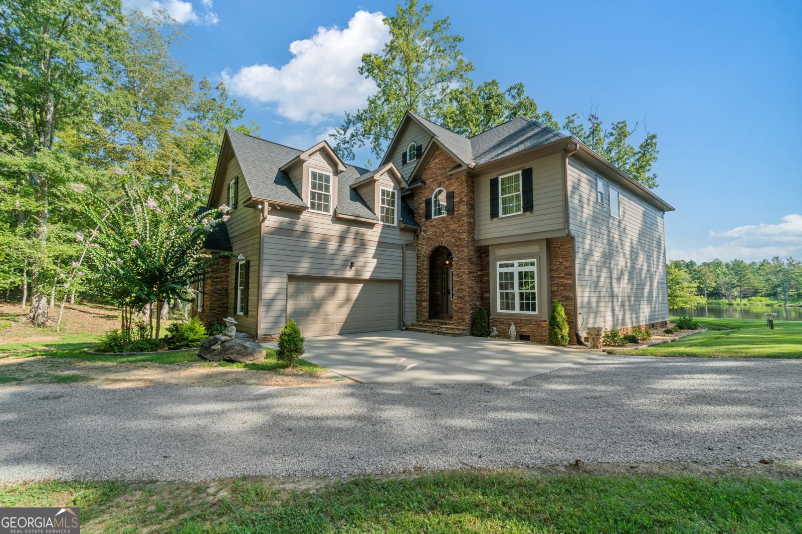 1401 Rainey Road Temple - 36