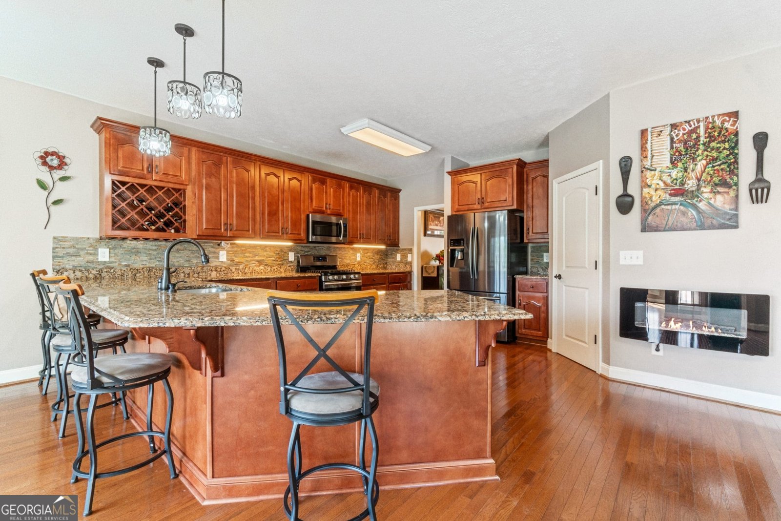1401 Rainey Road Temple - 46