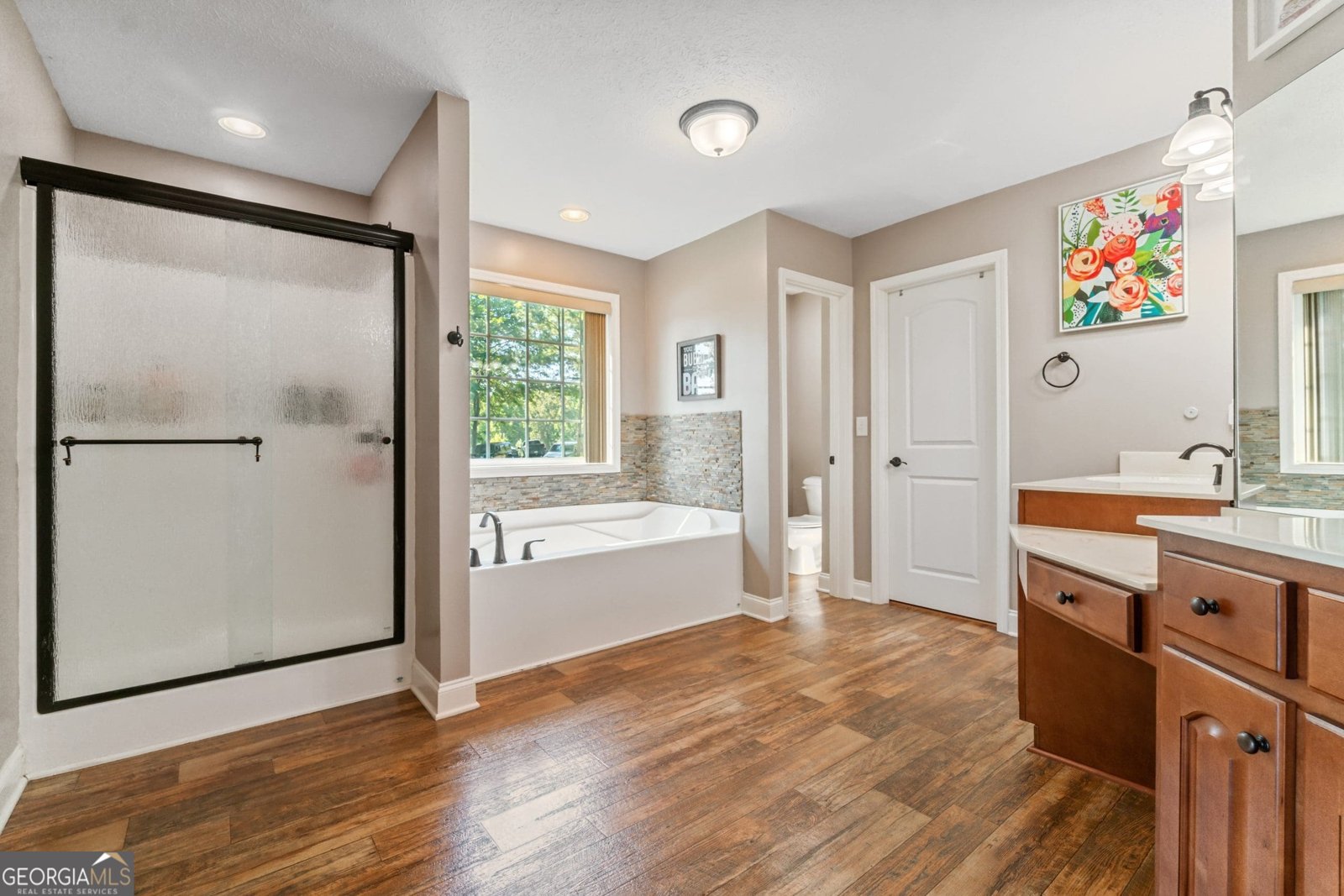 1401 Rainey Road Temple - 63