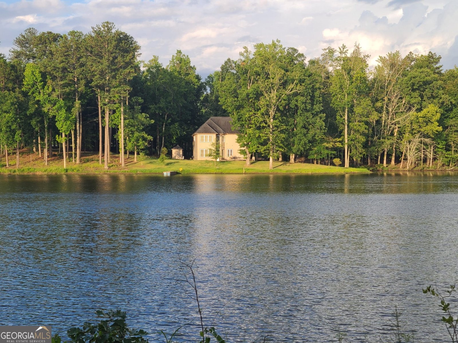 1401 Rainey Road Temple - 9
