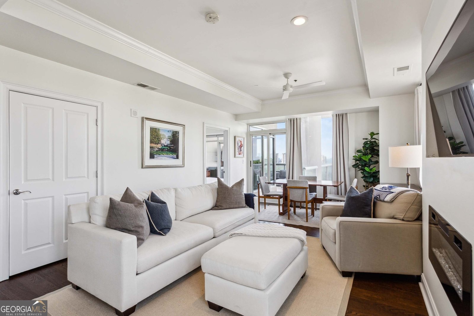 2881 Peachtree Road Atlanta - 2