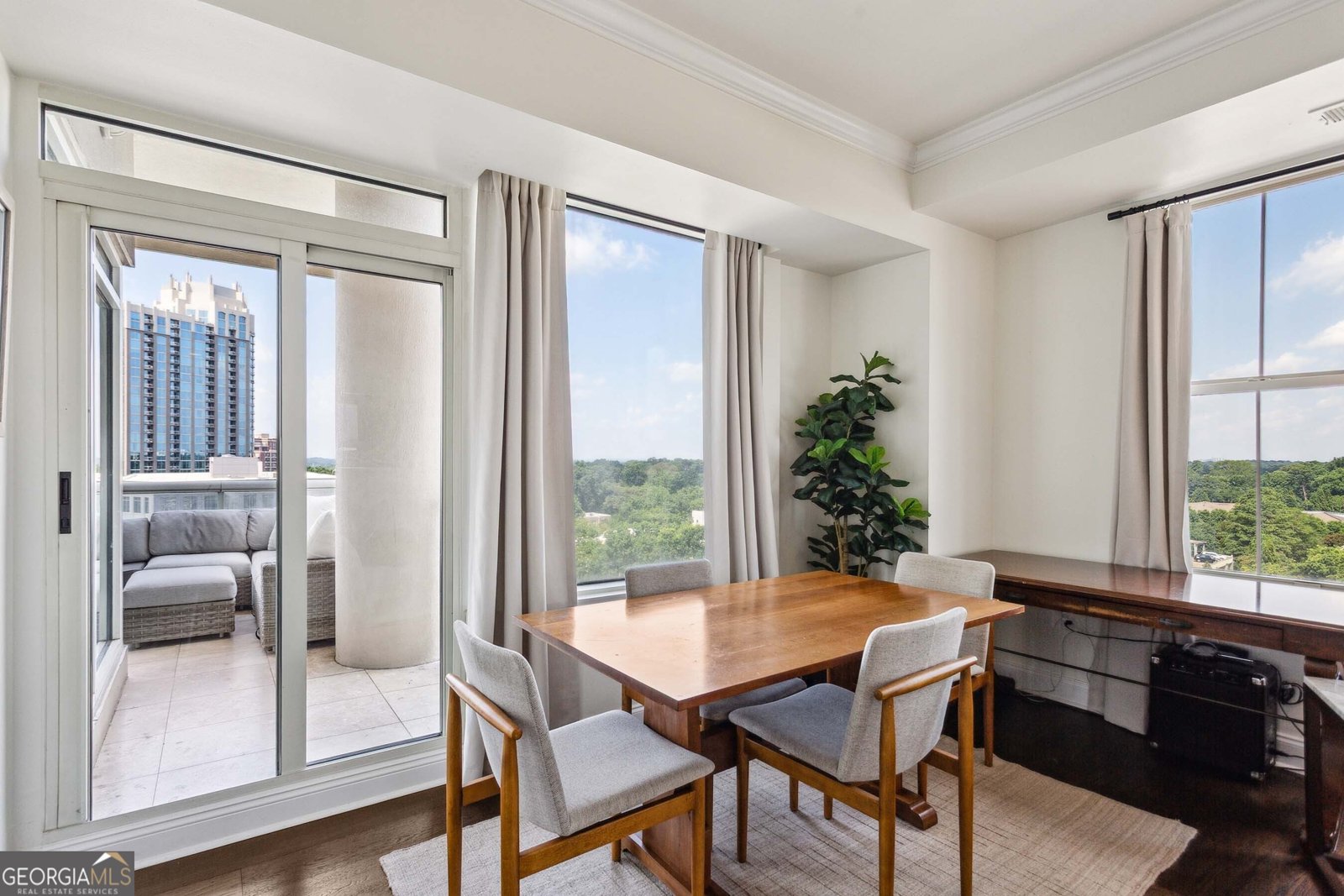 2881 Peachtree Road Atlanta - 4