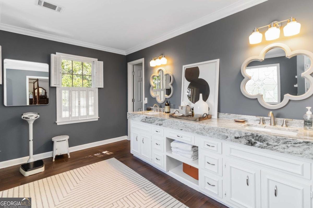 8665 Lake Glen Court Johns Creek - 20