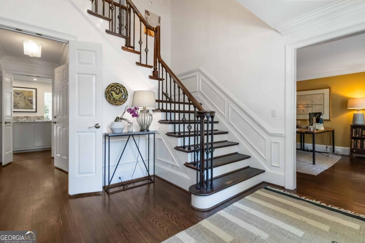 8665 Lake Glen Court Johns Creek - 3
