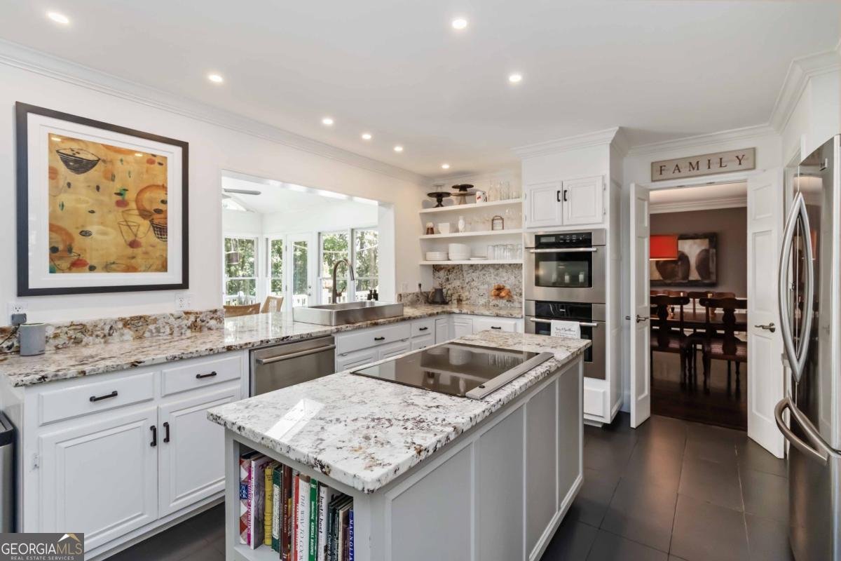 8665 Lake Glen Court Johns Creek - 5
