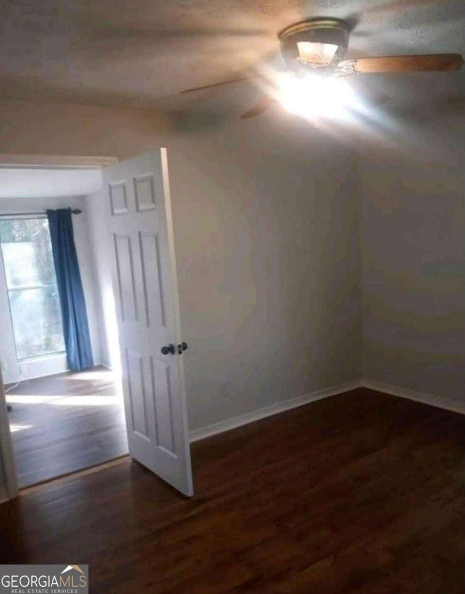 779 Cascade Drive Forest Park - 31