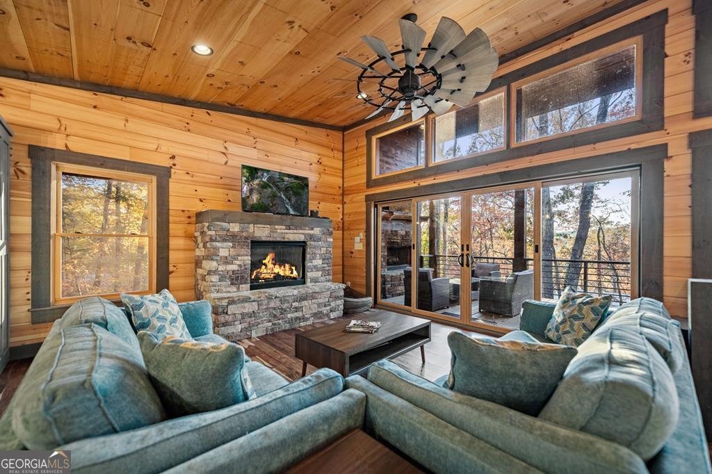 44 Hothouse SPUR Mineral Bluff - 2