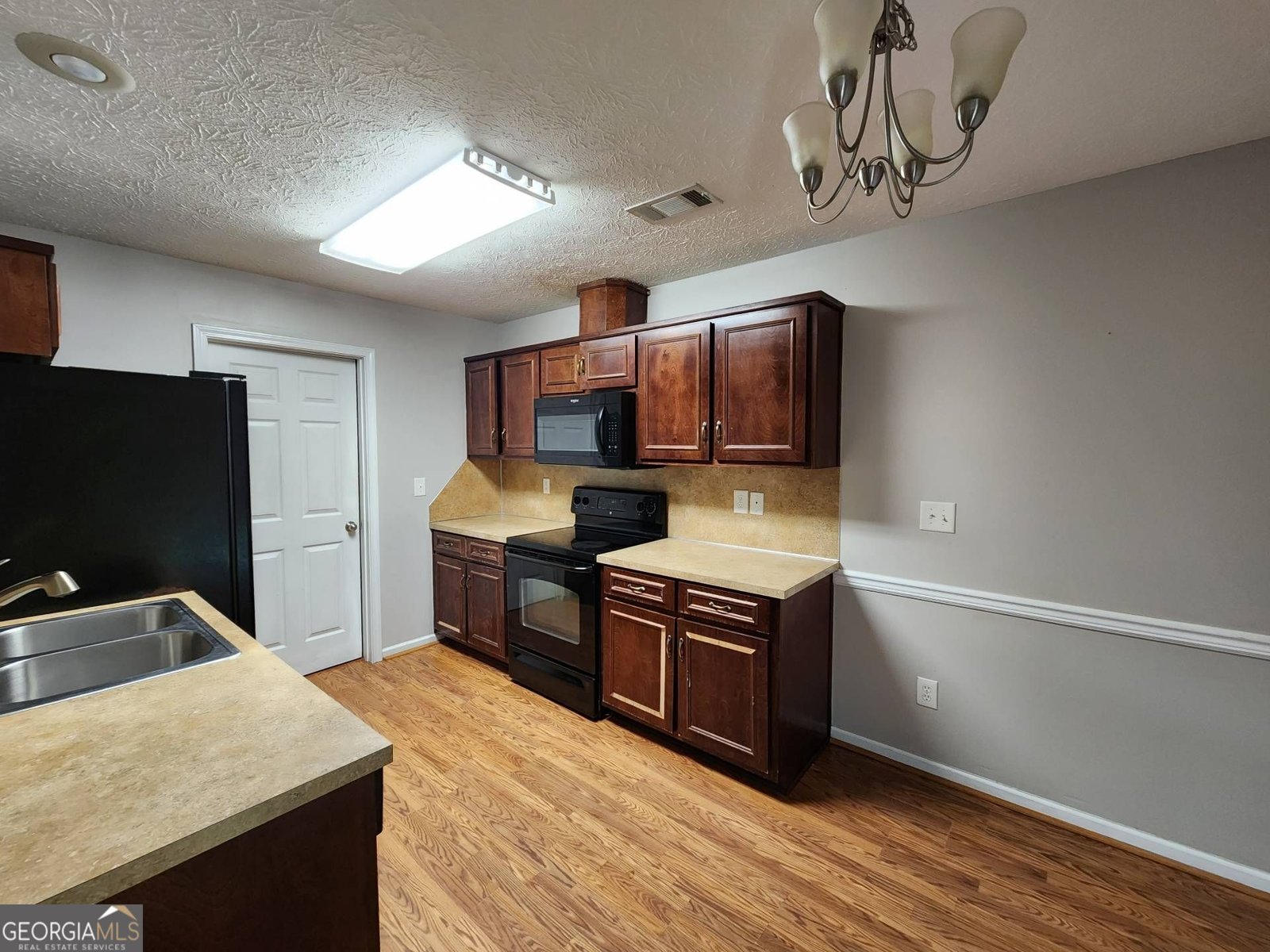 706 Omega Drive Columbus - 19