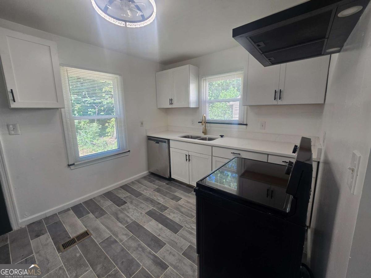 754 Pegg Road Atlanta - 6