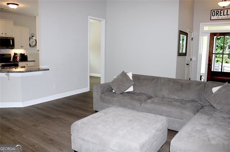 728 HARMONY Road Temple - 9