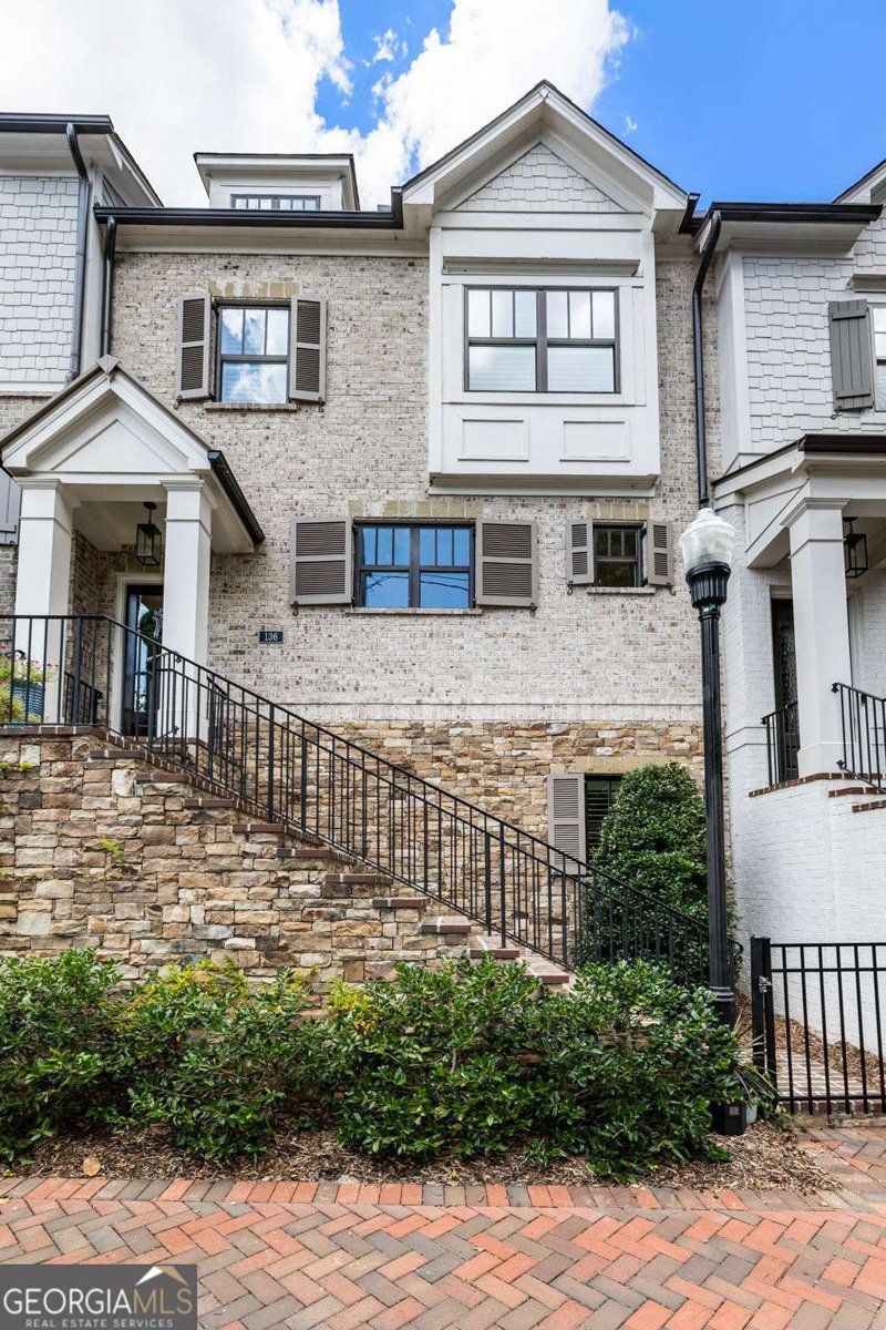 136 Canton Street Alpharetta - 6