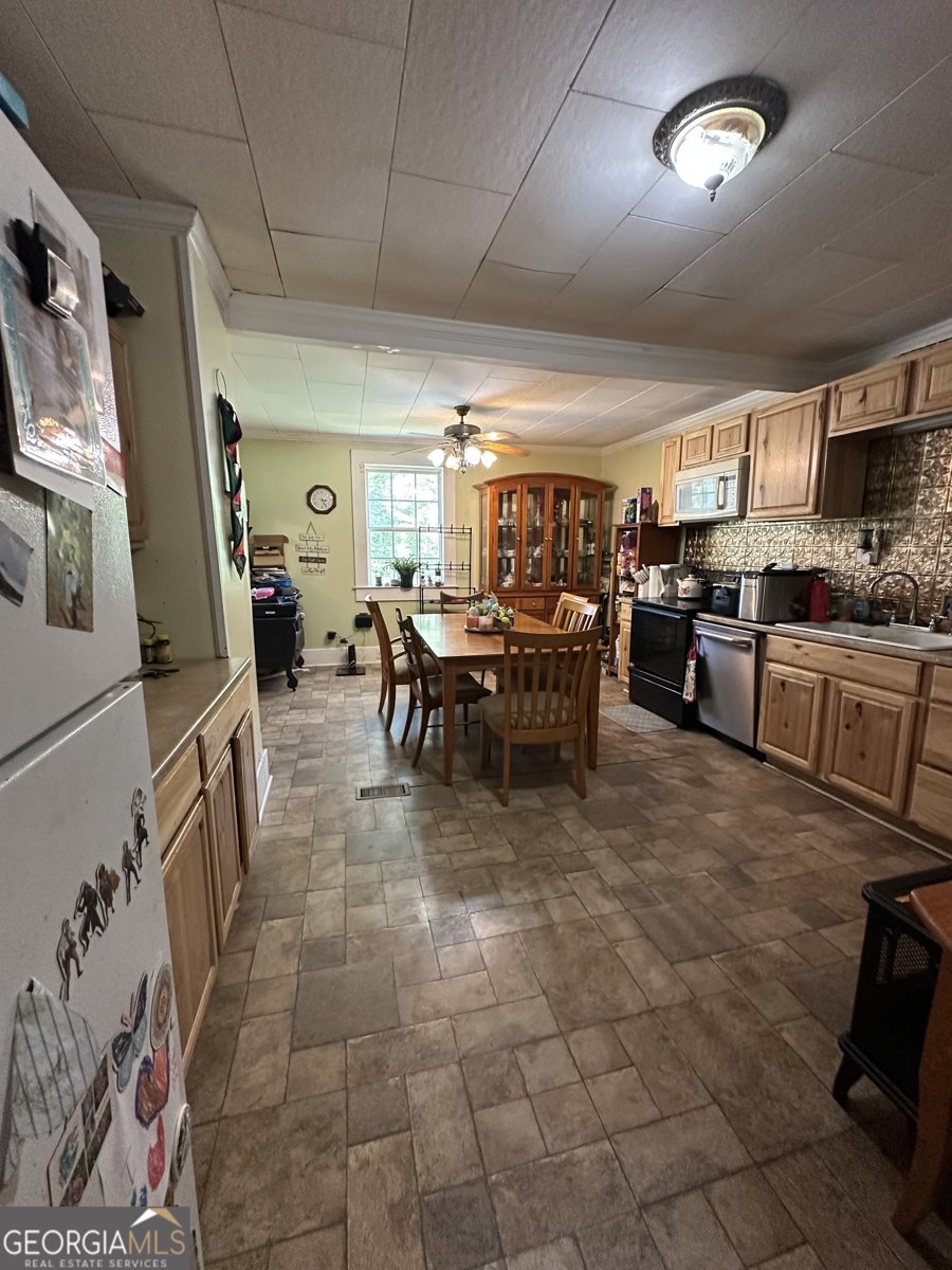 4911 Penfield Road Union Point - 3